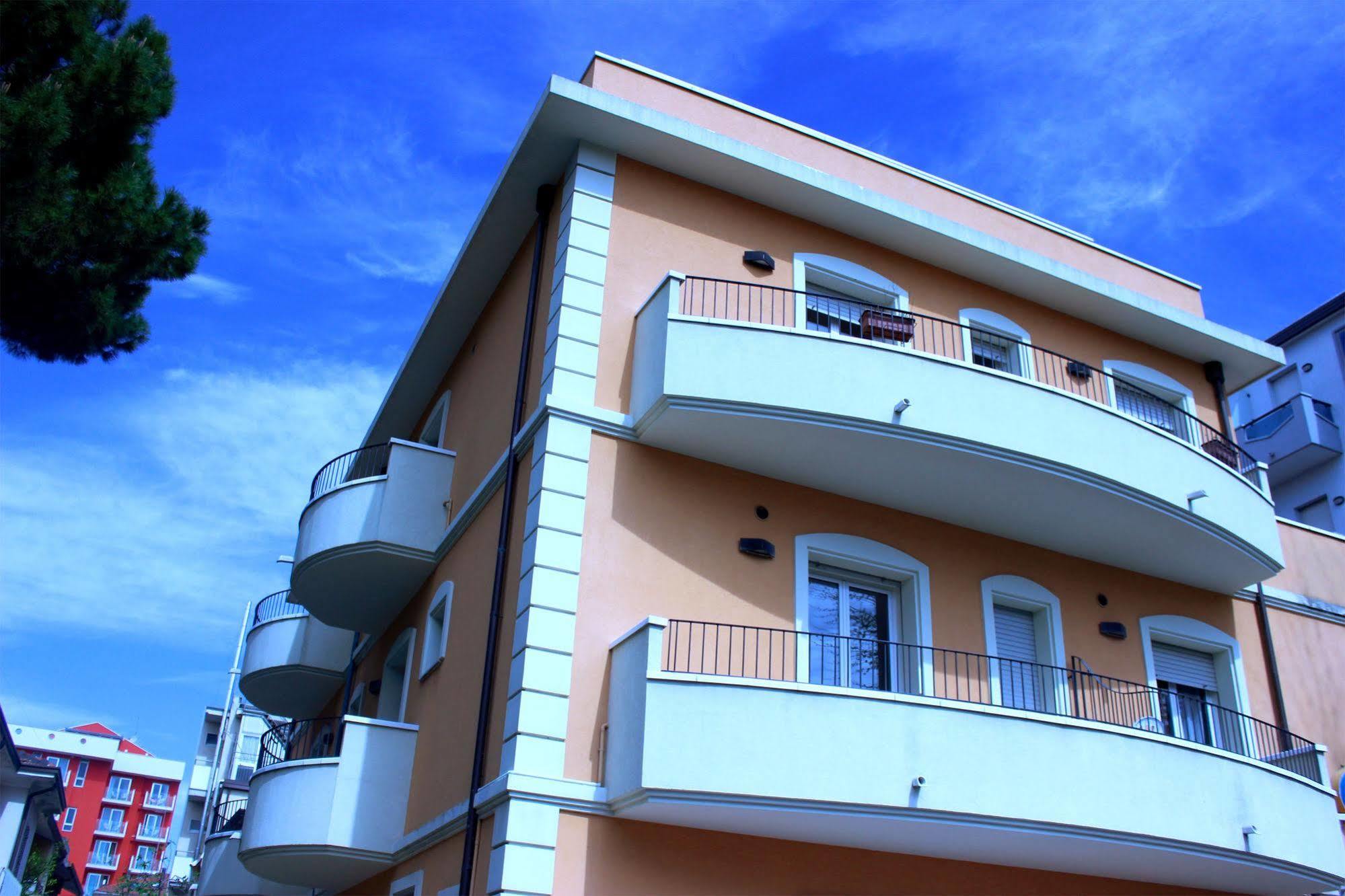 Residence Del Sole Rimini Esterno foto