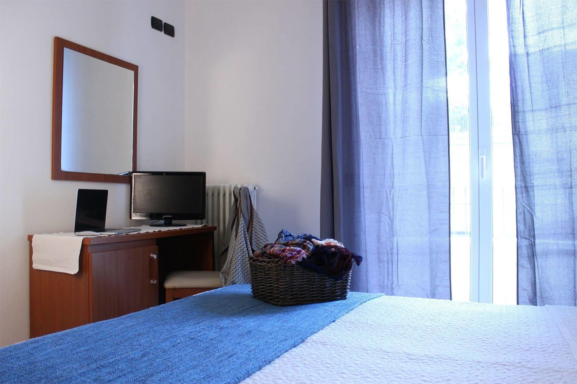 Residence Del Sole Rimini Esterno foto
